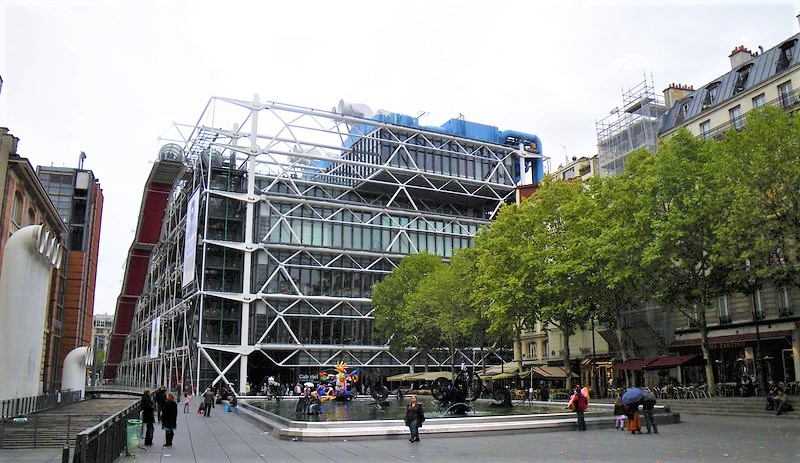 Trg Stravinski, pogled na Centar Pompidu, Pariz,