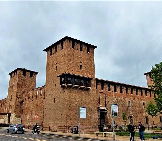 Verona Rekonstrukcija zamka Castelvecchio