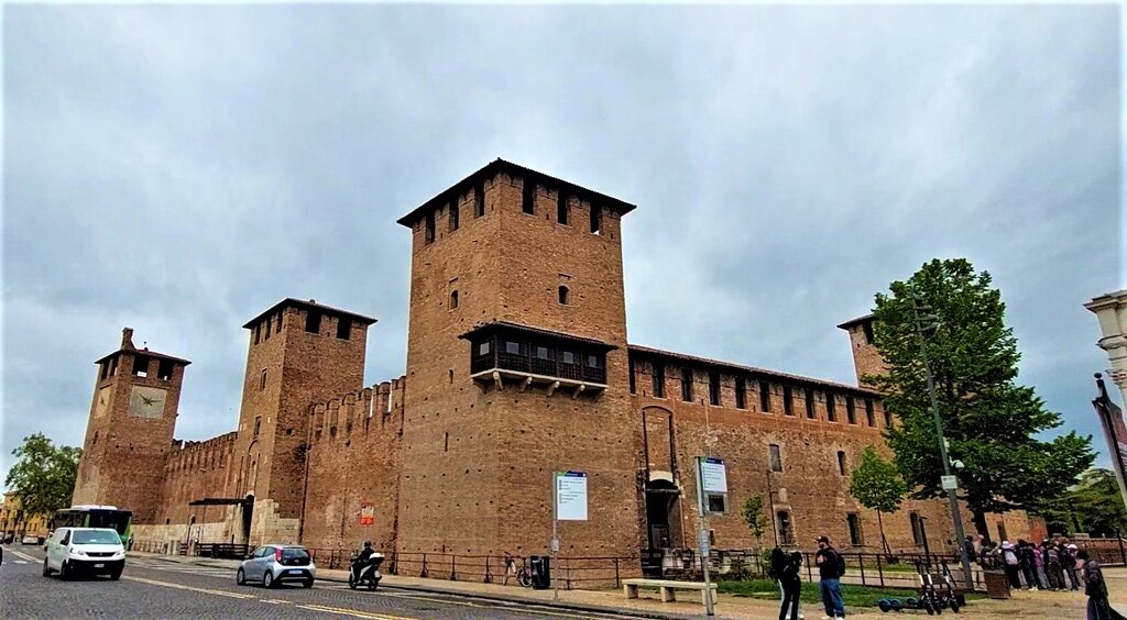 Verona Rekonstrukcija zamka Castelvecchio