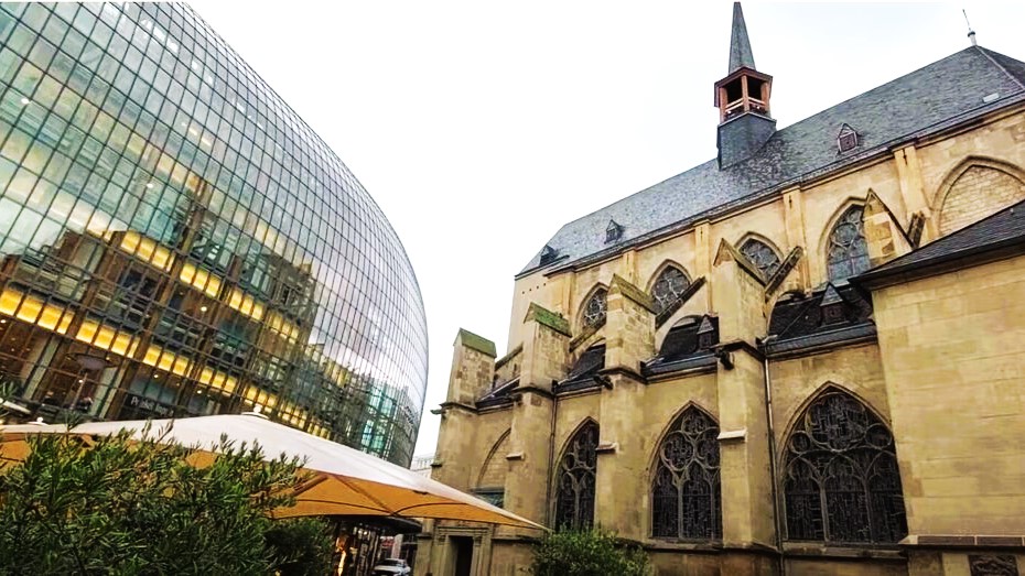 Keln, Nemačka. Ostaci Evangelističke crkve vs shopping centar arh. Renco Piano