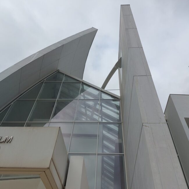 Savremena katolička crkva Ričard Mejer