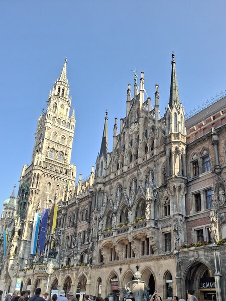Minhen Marienplatz