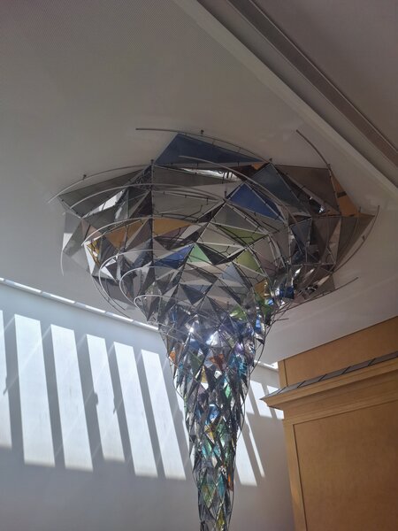 Wirbelwerk Olafur Eliasson, staklena skulptura